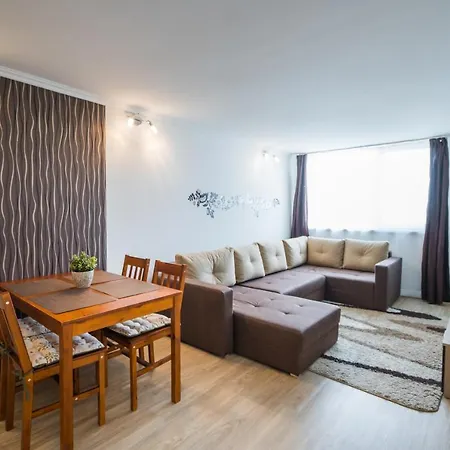 Cadet 505 - Panorámás Balaton-parti Apartamento *